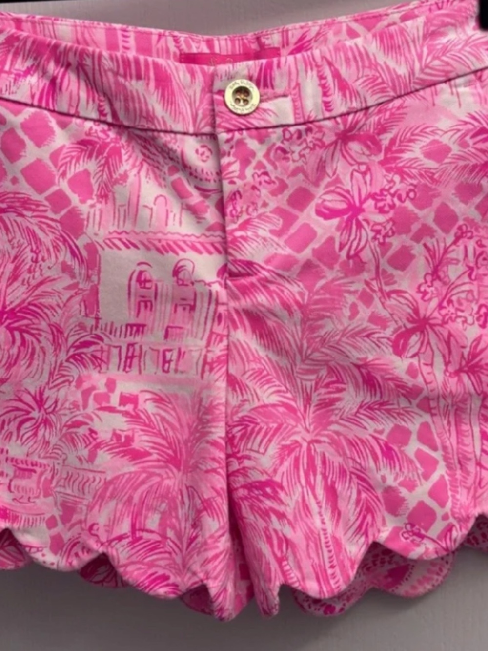 Lilly Pulitzer Buttercup Scalloped Shorts